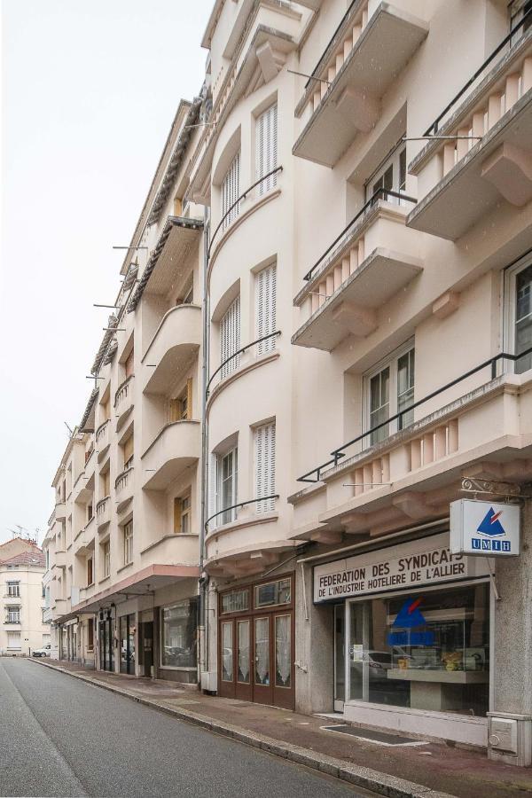 Le Larbaud - Appartement Calme Et Lumineux En Centre Ville فيشي المظهر الخارجي الصورة